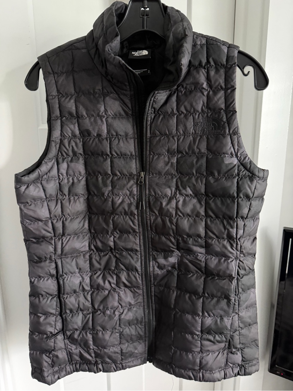 The North Face Women's Dark Gray Quilted Insulated Vest